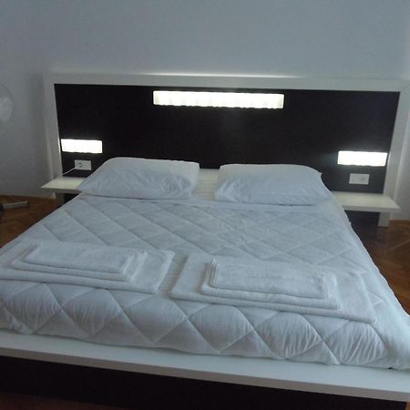 Apartments Palma Шибеник Екстер'єр фото